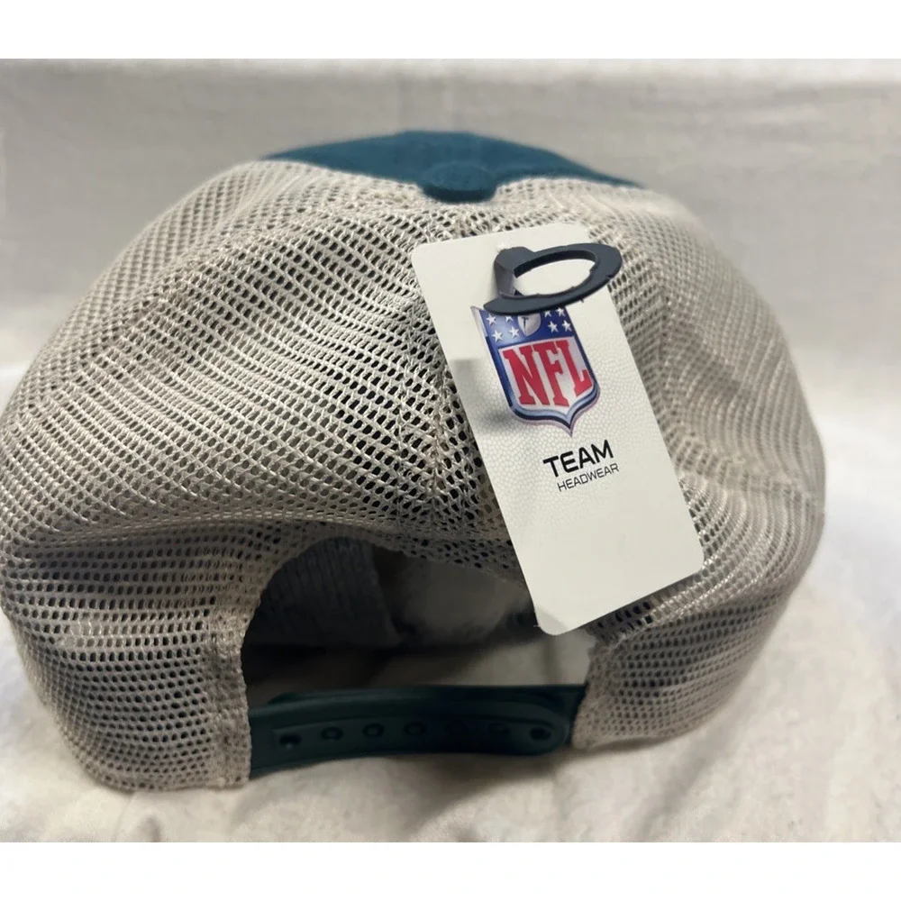 NWT Philadelphia Eagles Hat Team Apparel NFL Football Adjustable Trucker Mesh‎
